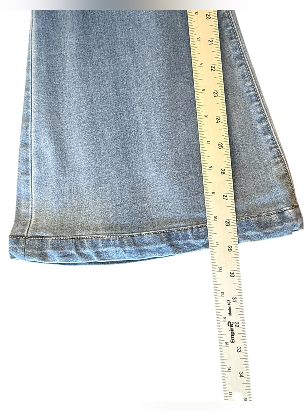 Free People Venice Beach Flare
Jeans Women’s Size 25 - Picture 11 of 16